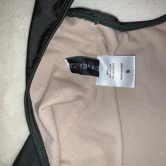 Retro High Cut Low Back Bathing Suit - Picture 5 of 5